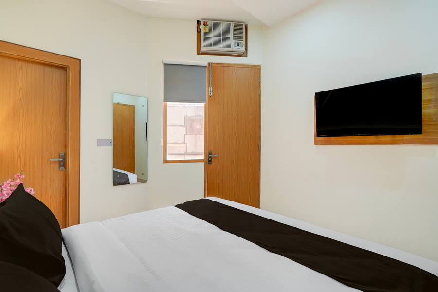 Super Townhouse Roorkee Bypass,Plot No. 59/M, Delhi Road, Apj Abdul Kalam Chowk, Roorkee,3 star