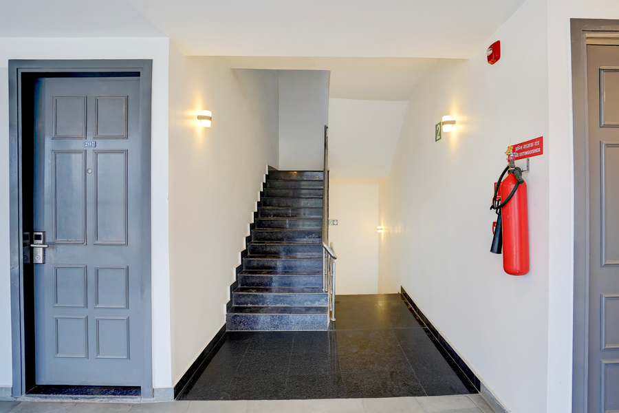 oyo townhouse deva road lucknow