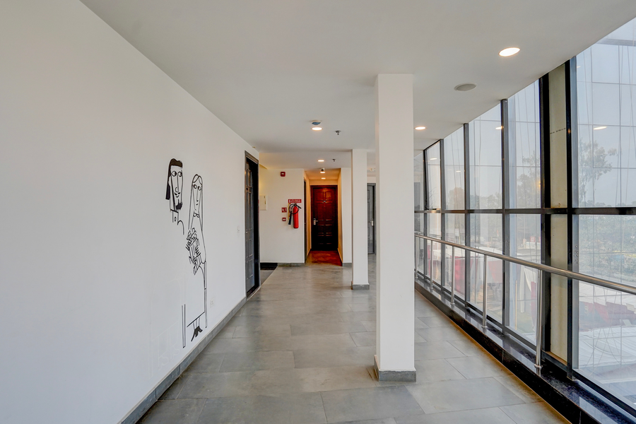 oyo townhouse deva road lucknow