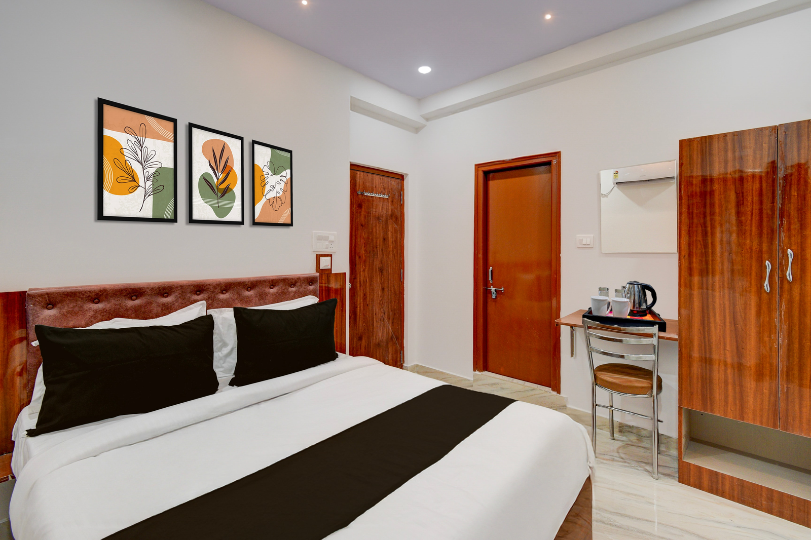 super townhouse telapur junction formerly fortune inn