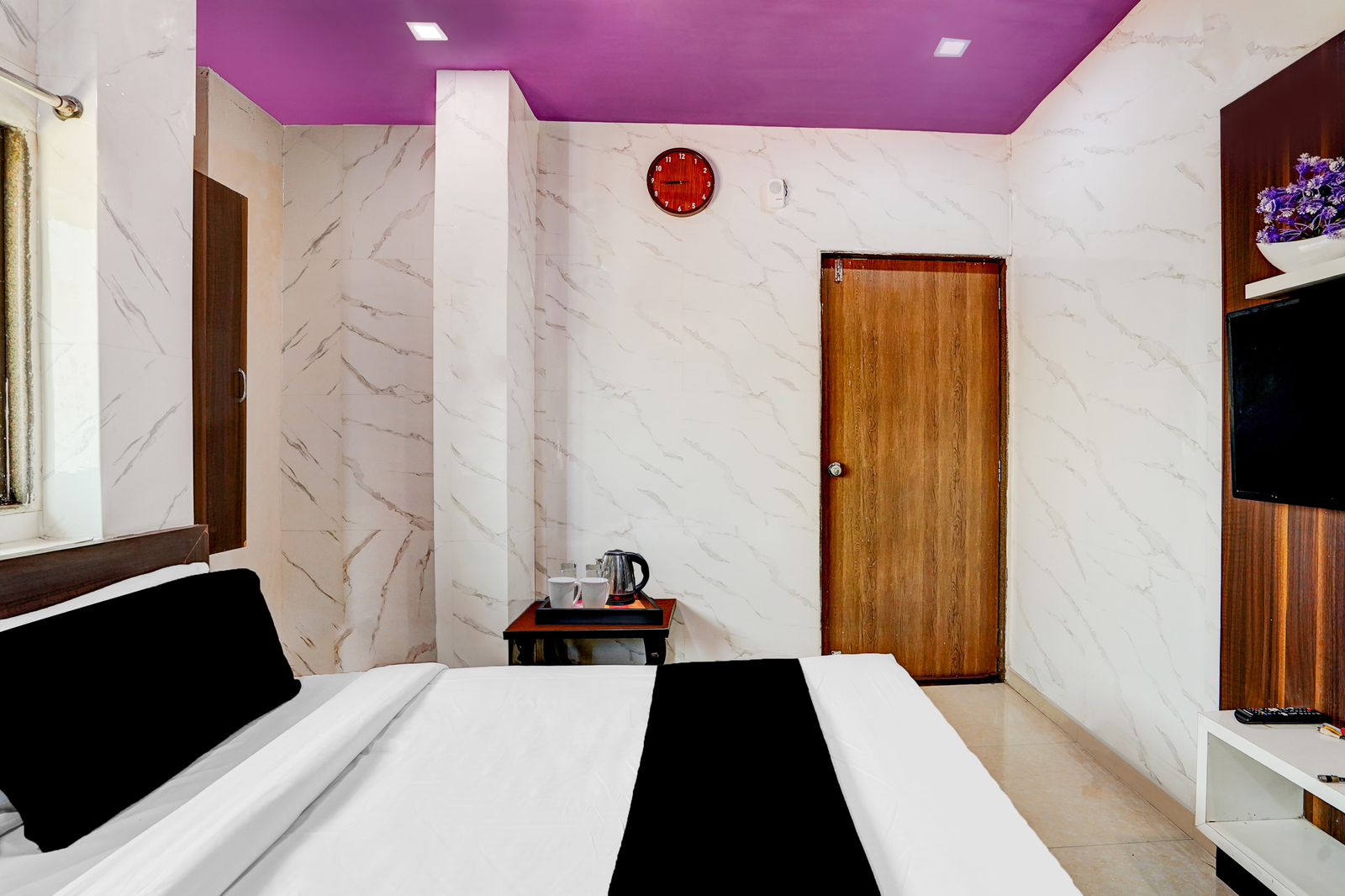 collection o isanpur brts formerly hotel navjivan