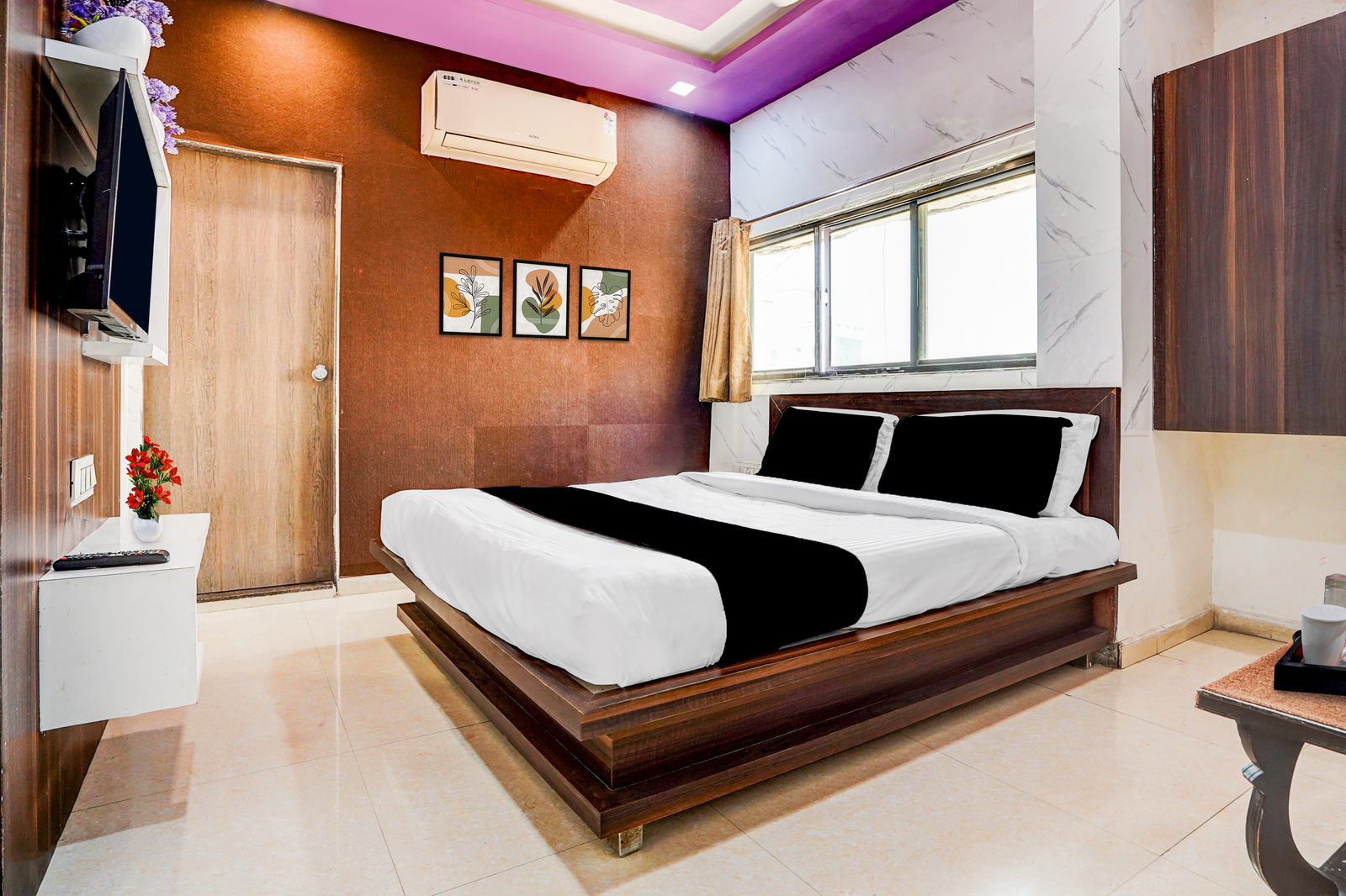 collection o isanpur brts formerly hotel navjivan