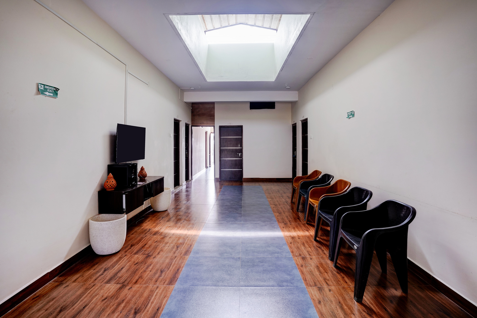 Super Collection O Sunset Point Pb Road Dharwad Formerly Crystal Resort,,3 star