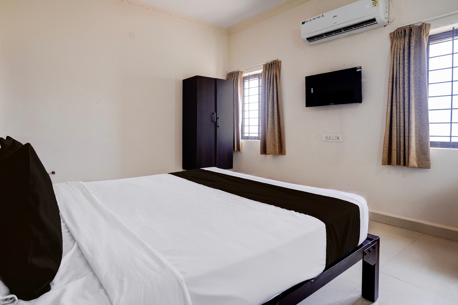 super collection o sunset point pb road dharwad formerly crystal resort