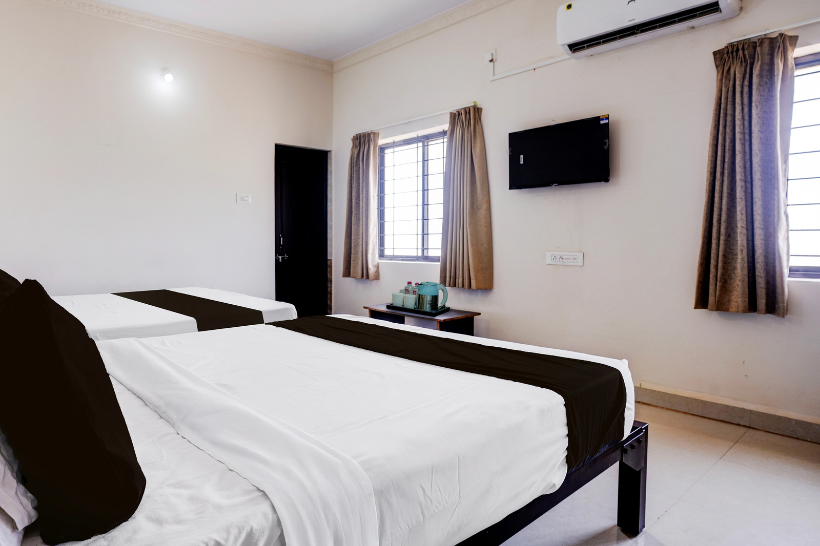 super collection o sunset point pb road dharwad formerly crystal resort