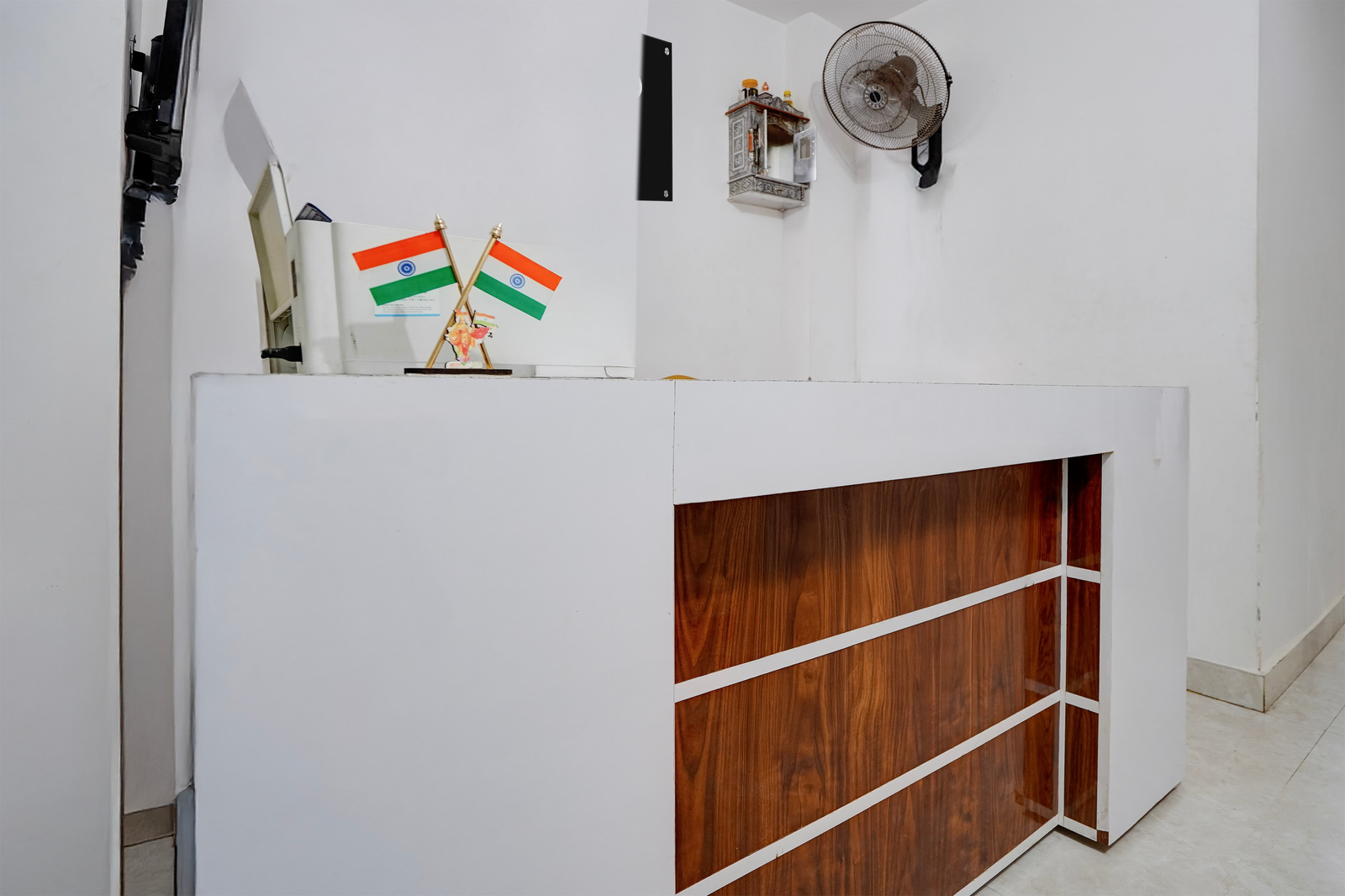 collection o taramandal road gorakhpur formerly ns hotel