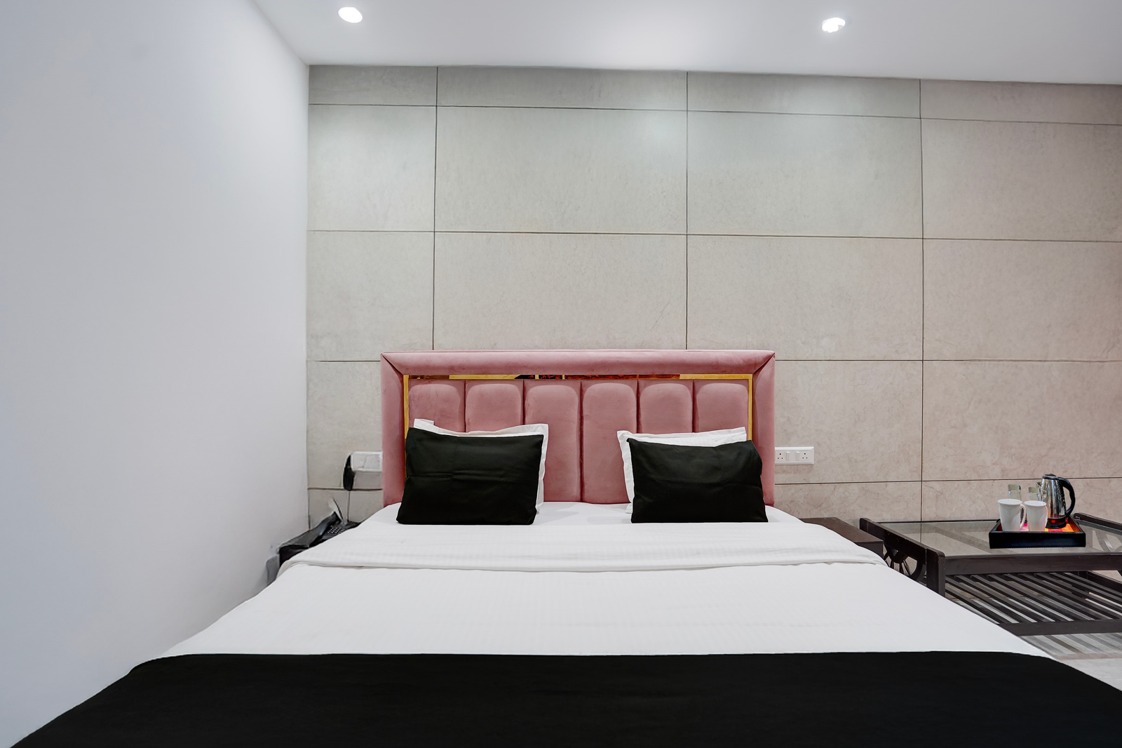 collection o taramandal road gorakhpur formerly ns hotel