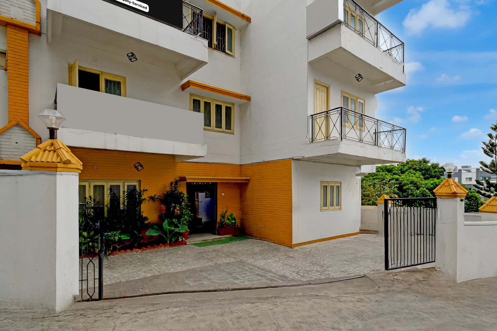 Super Collection O Irrum Manzil Metro Station Formerly Green Banjara Stay,,3 star