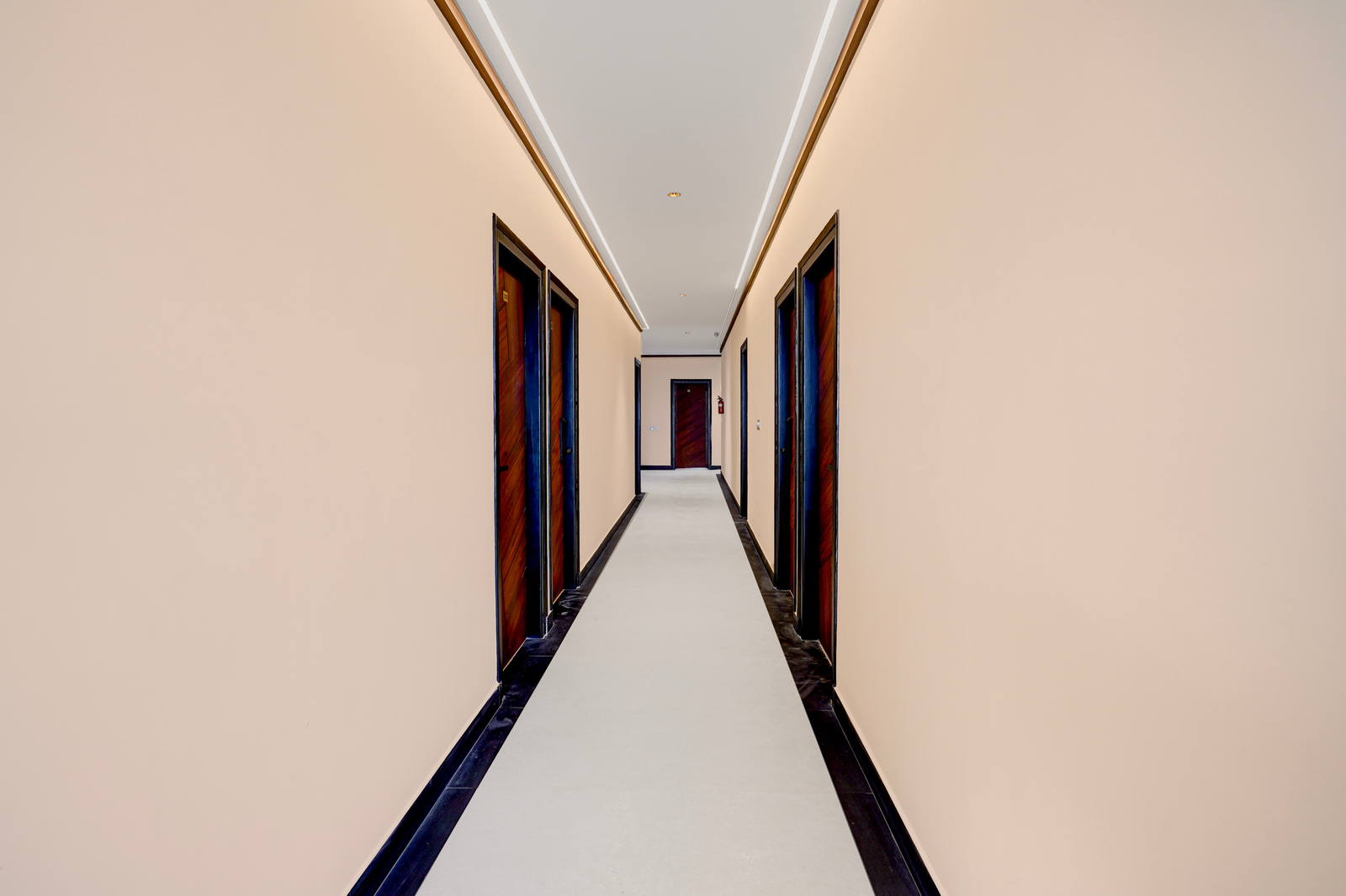 super townhouse oak turahalli forestview bansankari