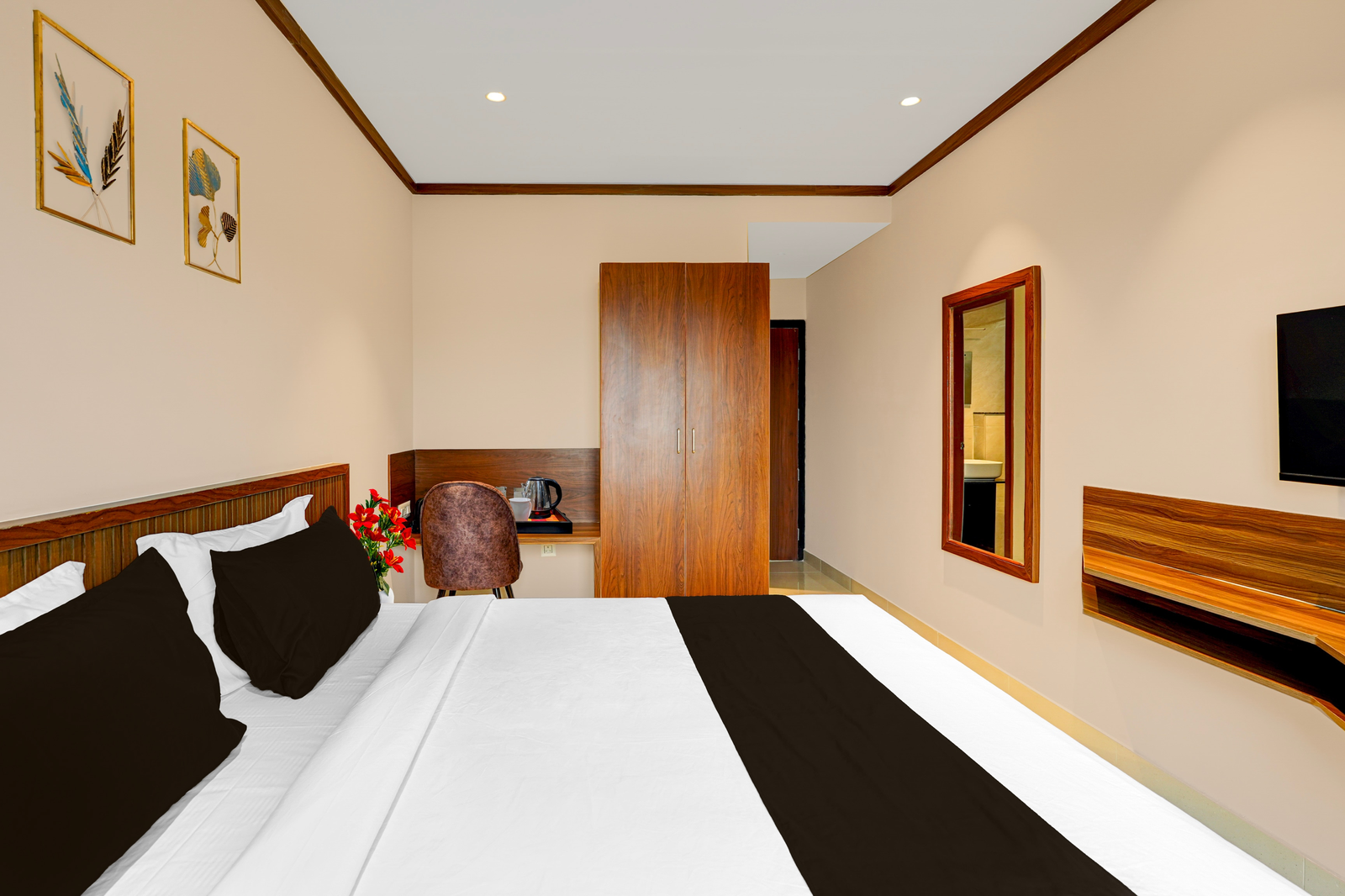 super townhouse oak turahalli forestview bansankari