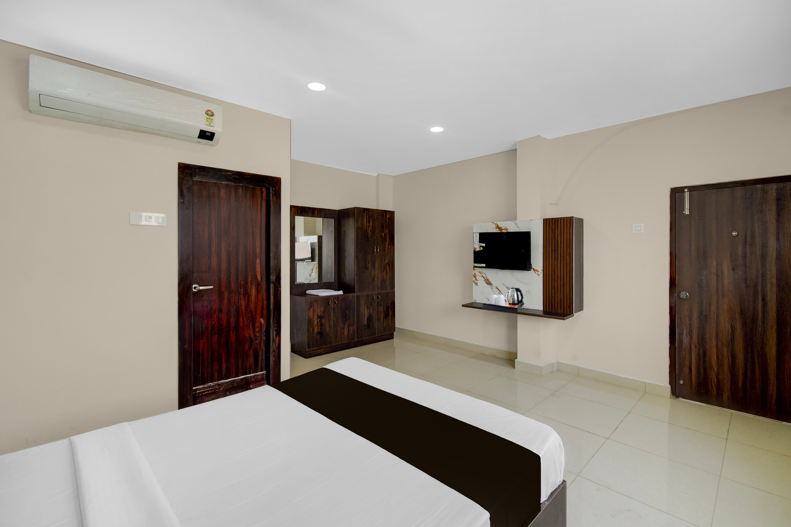 super townhouse kurnool bus terminal formerly hotel lakshmi pride