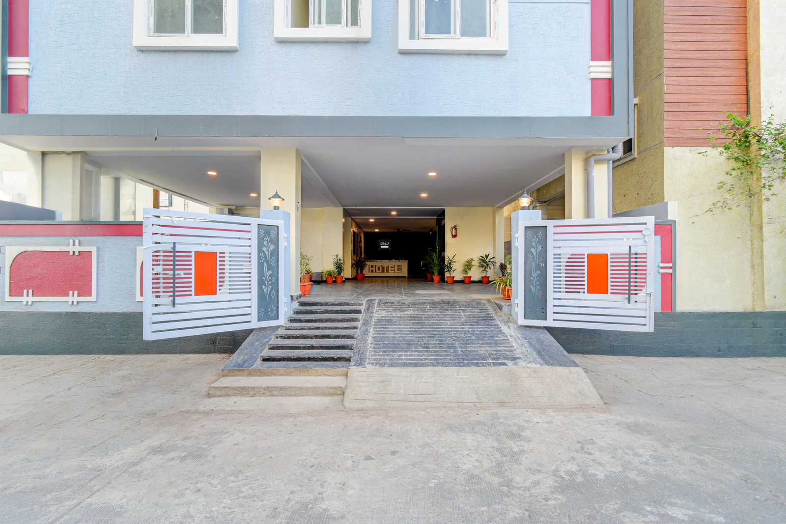 Super Collection O Green Hills Road Formerly Hotel Ln Stays,,3 star