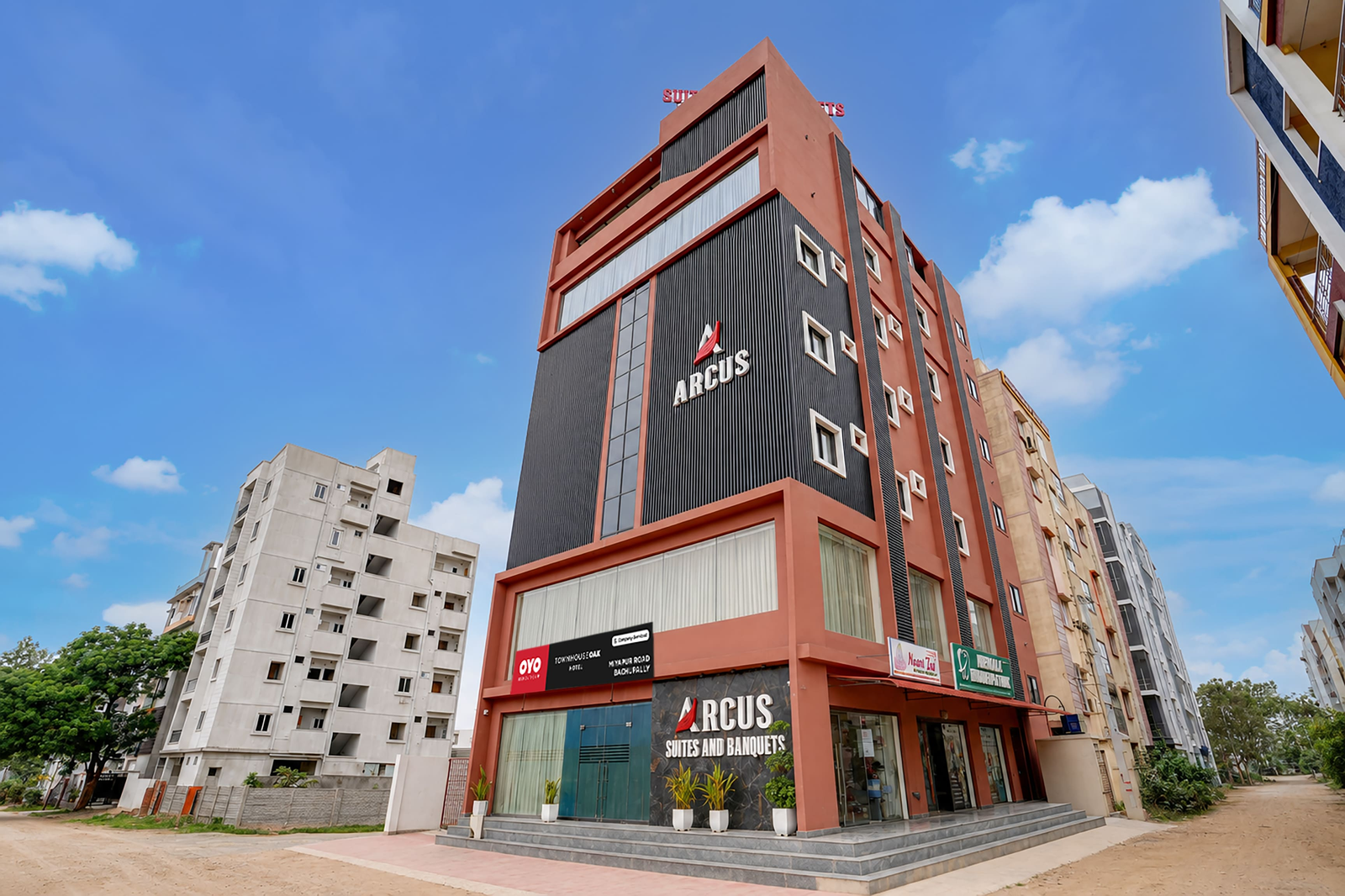 Super Townhouse Oak Miyapur Road Bachupally,,3 star