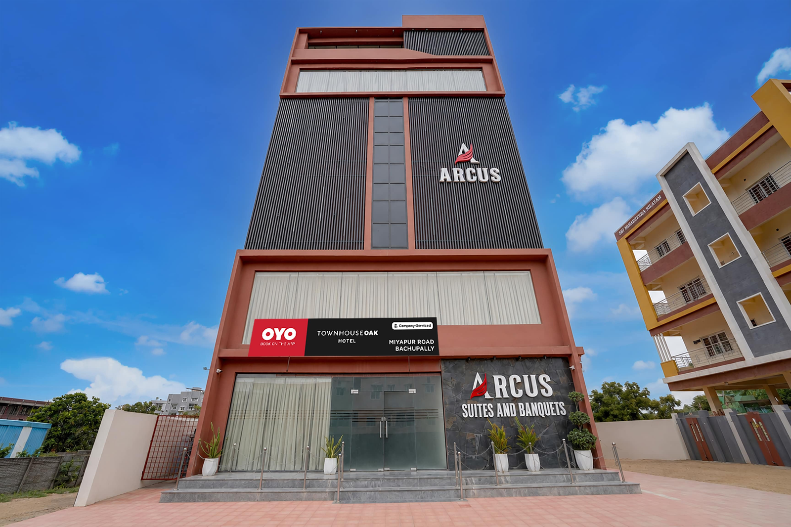 Super Townhouse Oak Miyapur Road Bachupally,,3 star