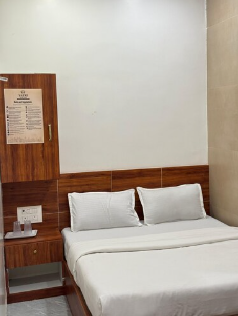 yatri stay inn