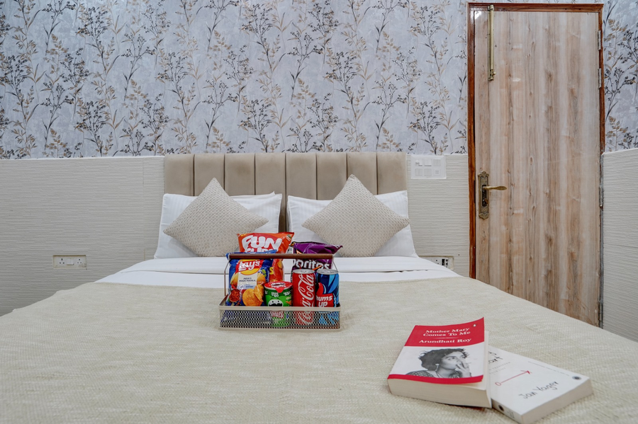 restin hotel near sector 63 and sector 62