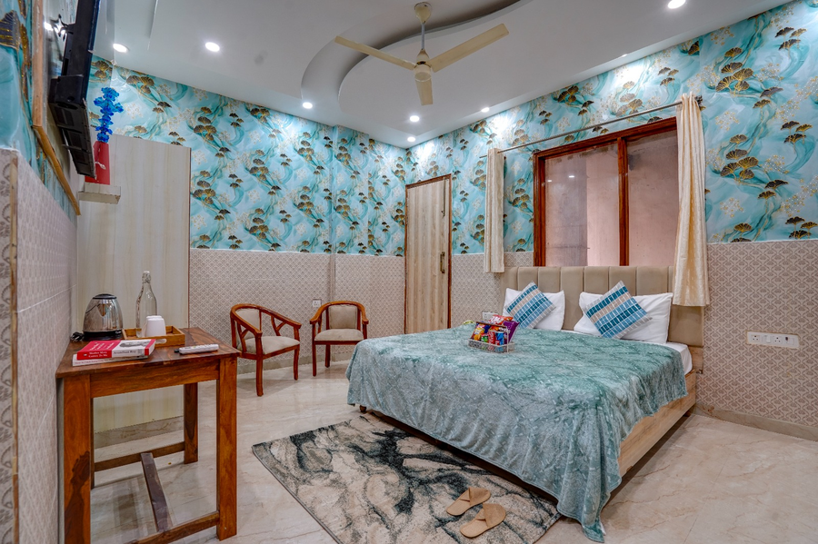 Restin Hotel Near Sector 63 And Sector 62,,3 star