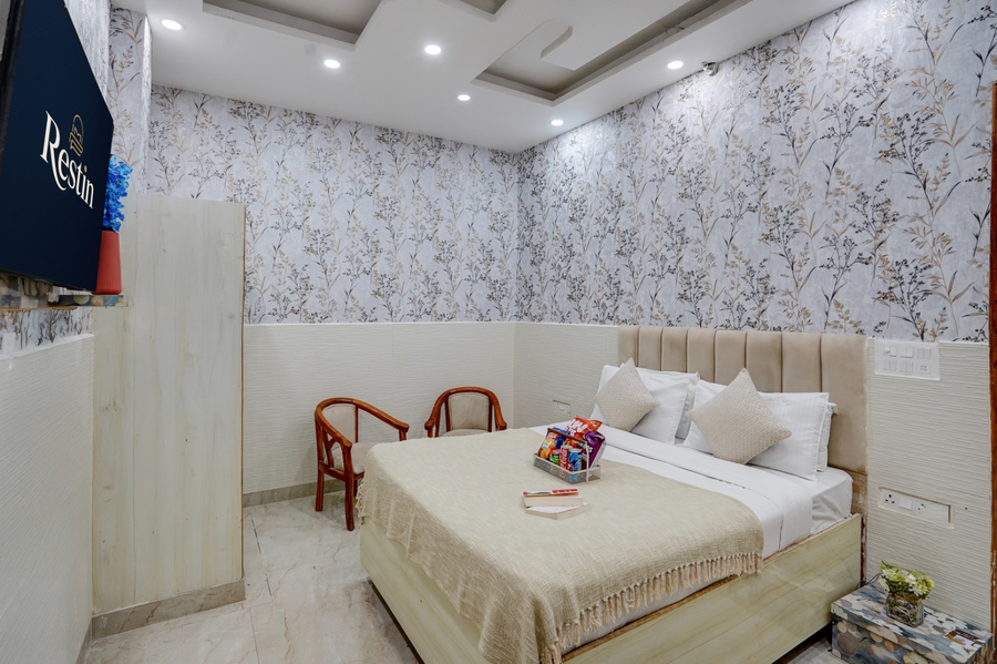 restin hotel near sector 63 and sector 62
