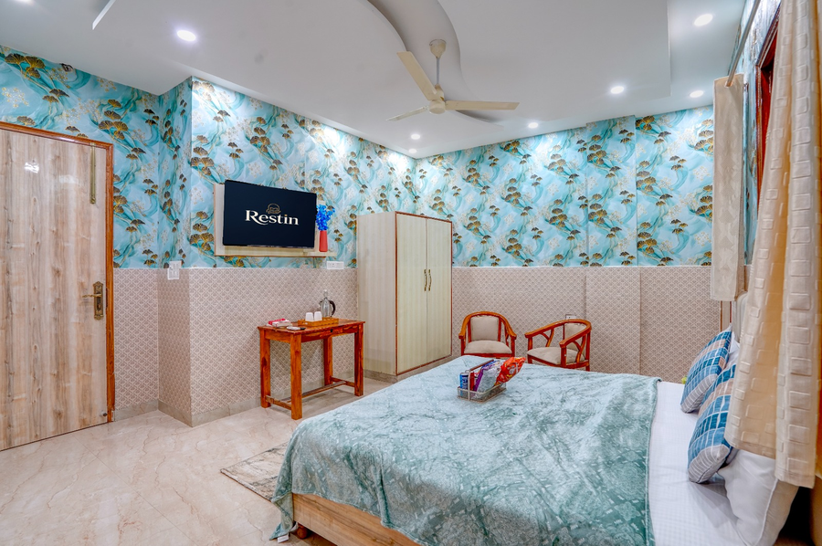 Restin Hotel Near Sector 63 And Sector 62,,3 star