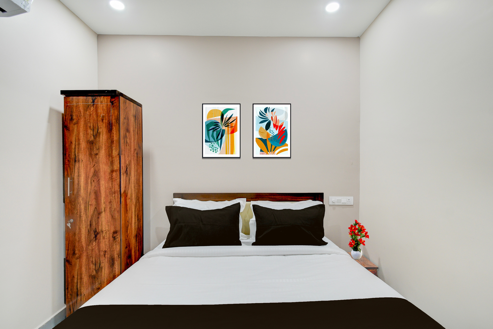 super townhouse chaitanyapuri metro station hyderabad