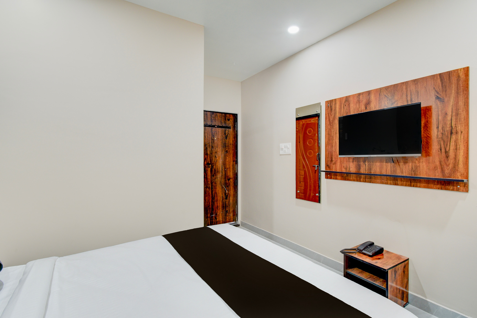 super townhouse chaitanyapuri metro station hyderabad