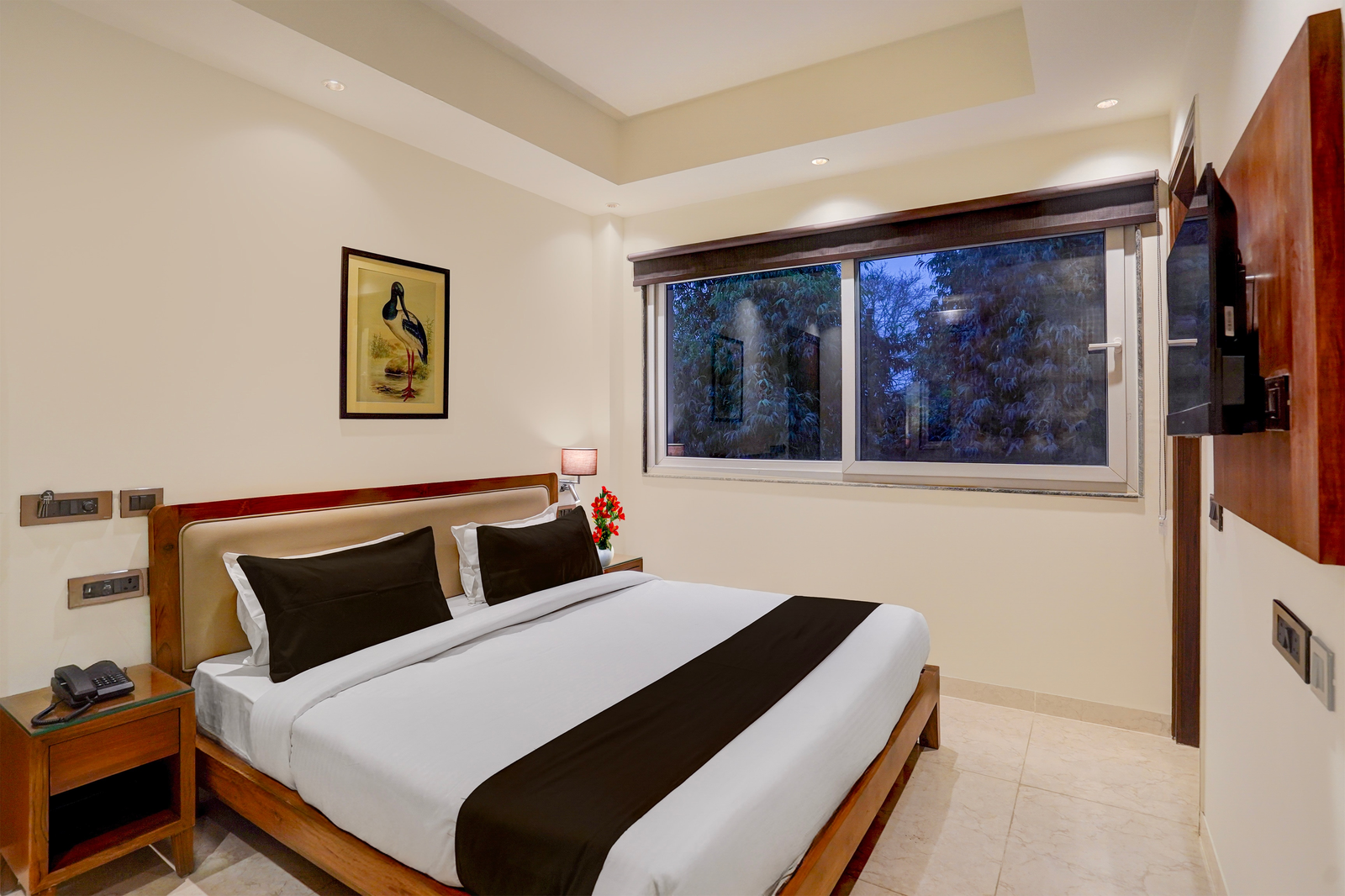 townhouse oak sector 31 noida