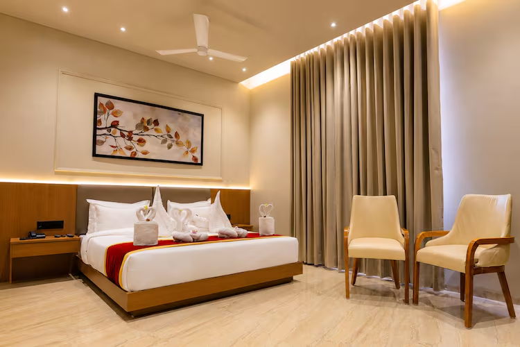 luxuria inn by chandan