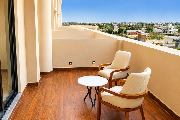 luxuria inn by chandan