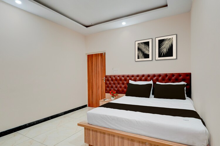 super hotel o kachohalli gate formerly srs lodge