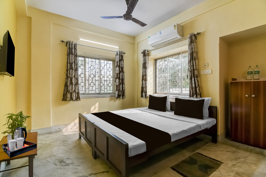 hotel o mukundapur medica bus stand formerly florence place