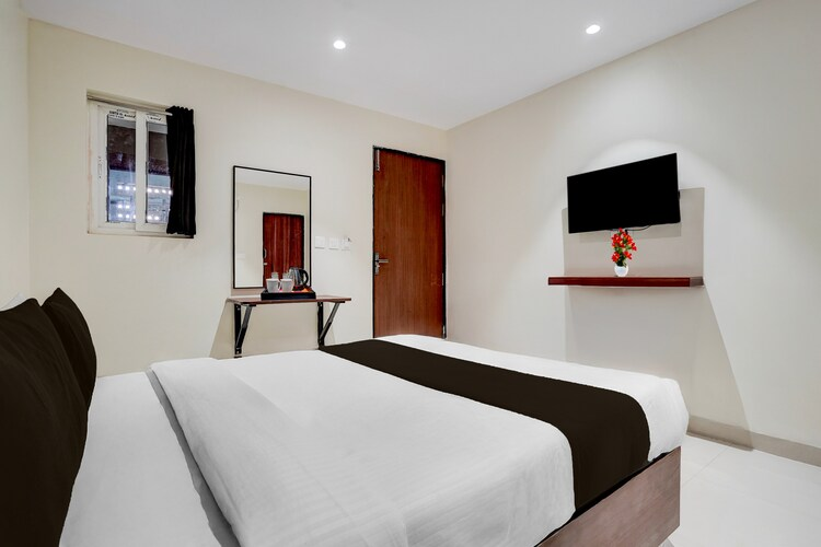 super oyo hotel o pydithalli ammavari temple vizianagaram