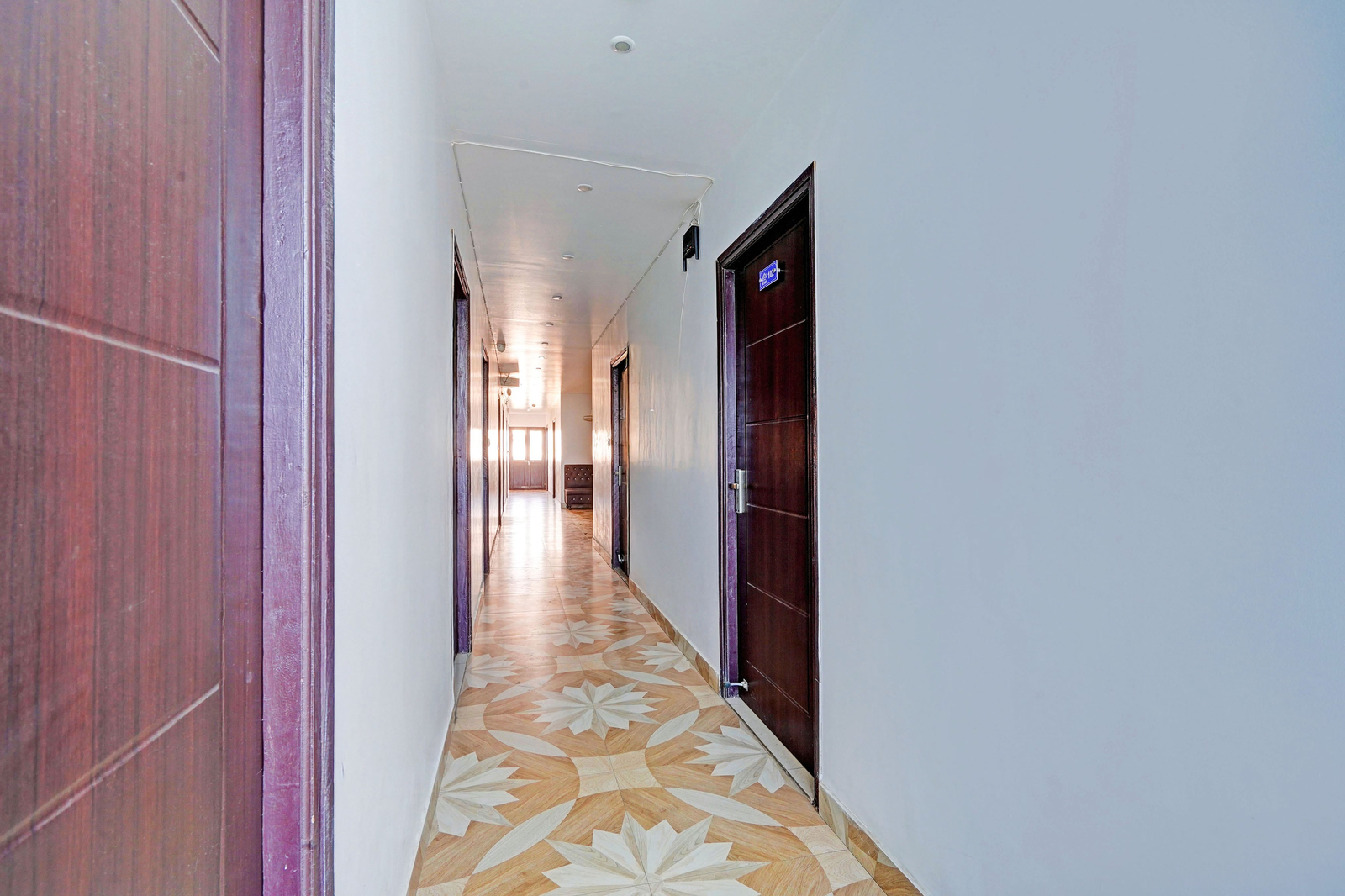 oyo townhouse ssm hospital formerly the arcas hotel