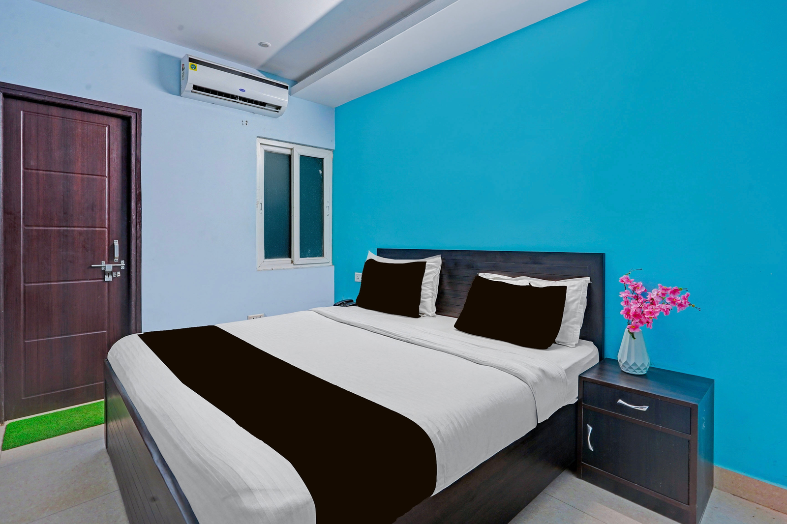 oyo townhouse ssm hospital formerly the arcas hotel