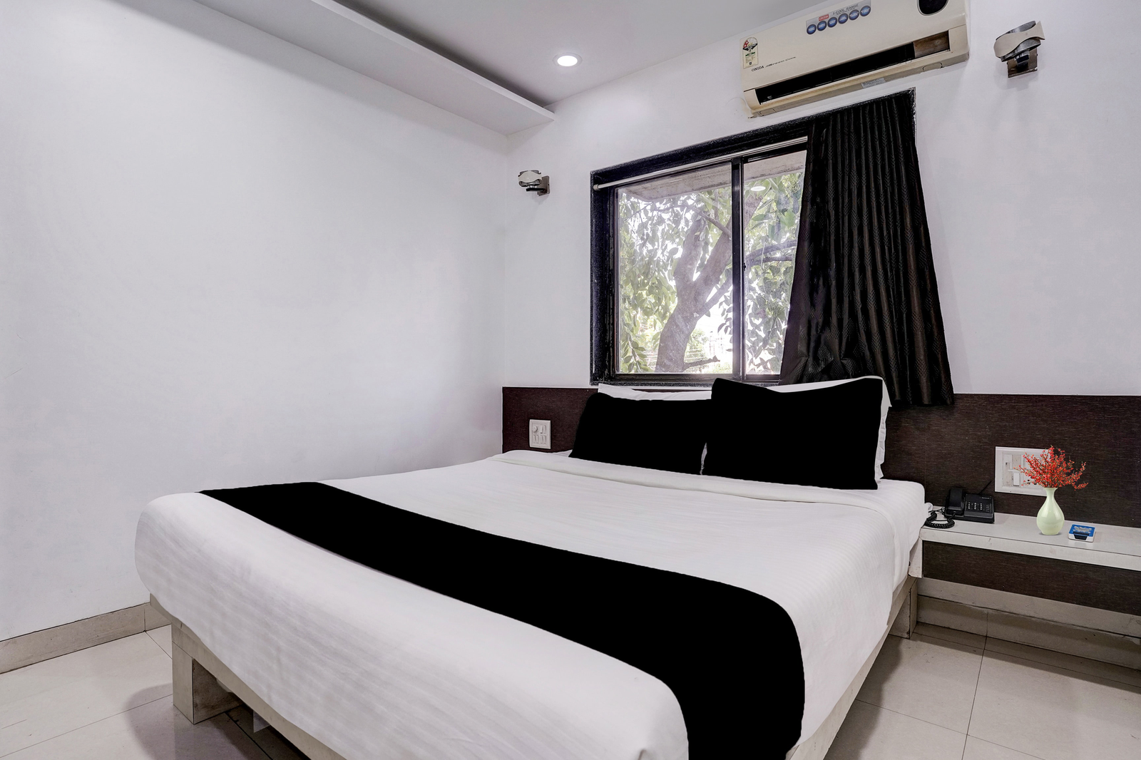 super hotel o shri saibaba sansthan temple shirdi formerly kalpadeep inn