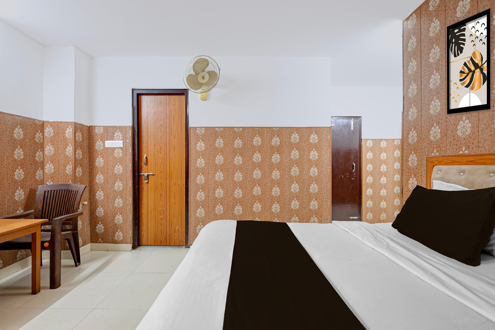 hotel o vineet khand gomti nagar formally raas inn