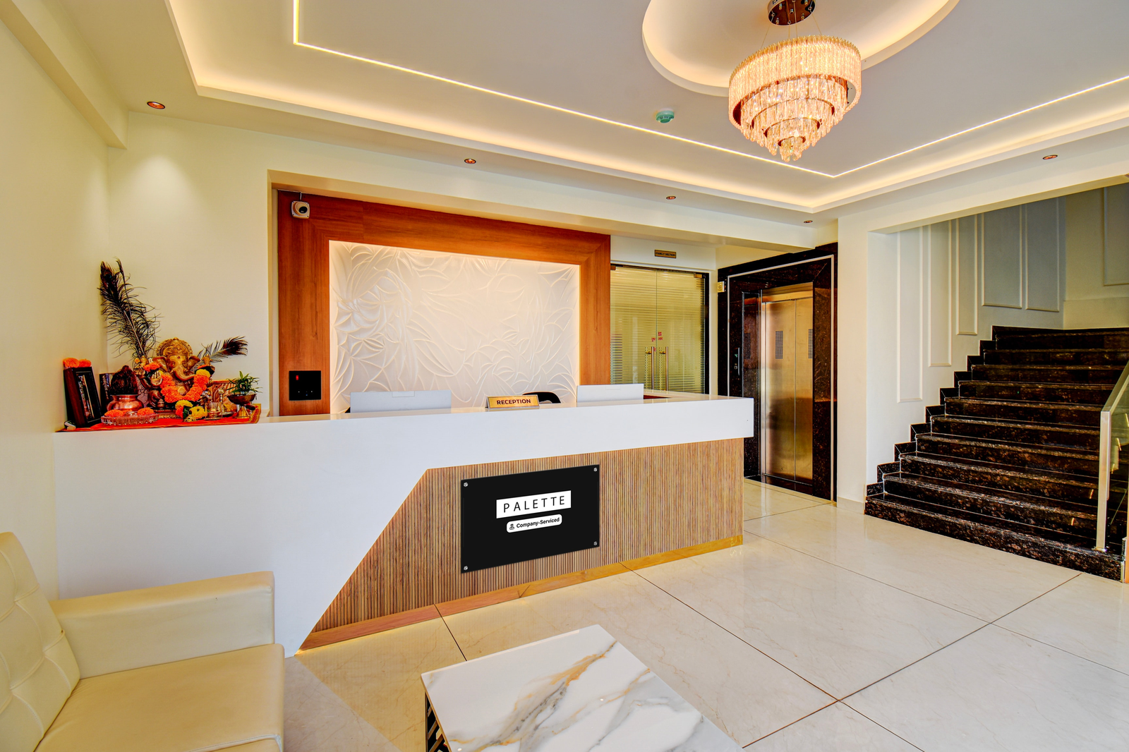 palette hotel chakana k9