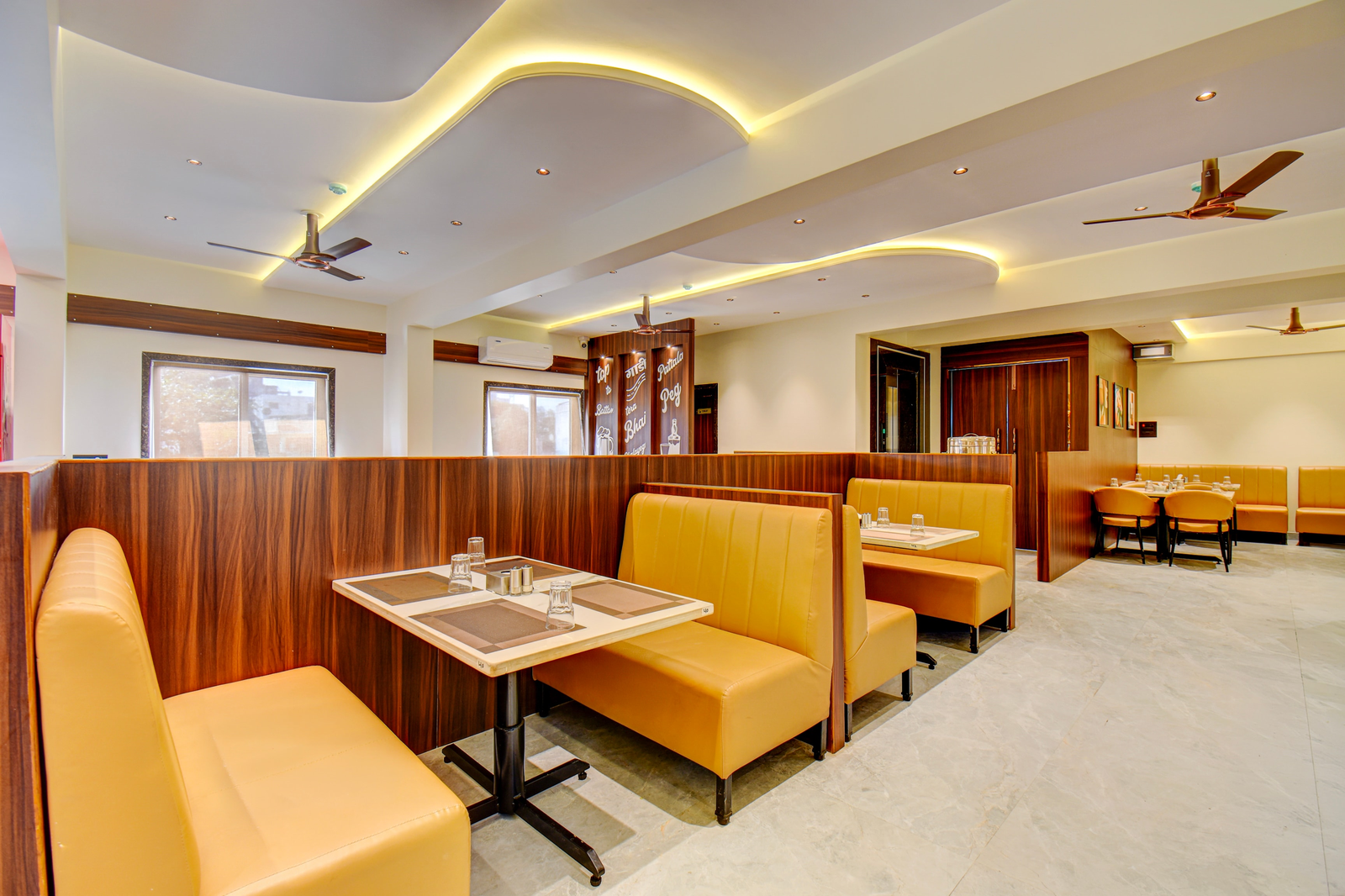 palette hotel chakana k9