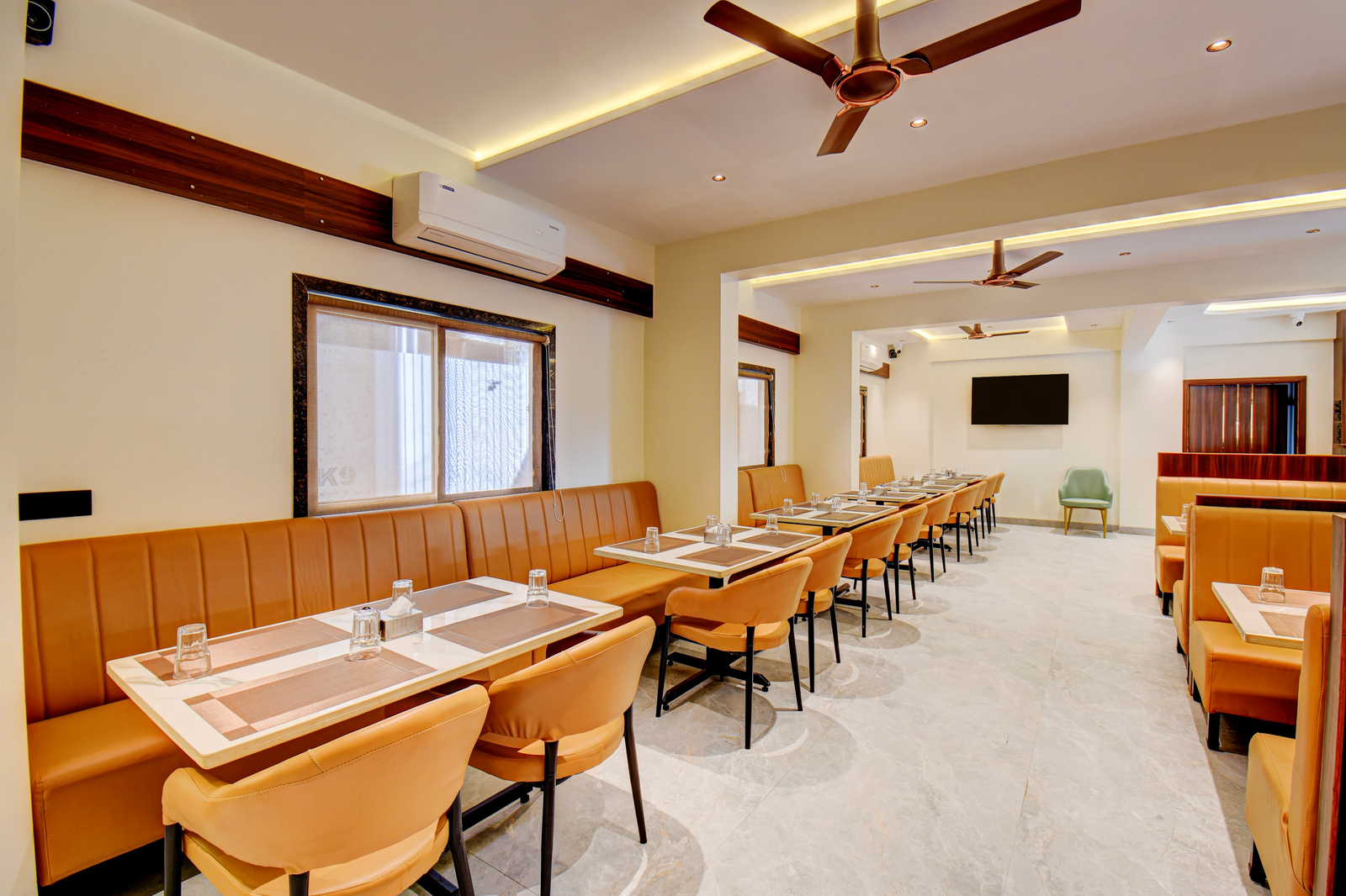 palette hotel chakana k9