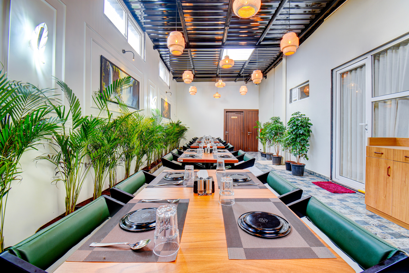 palette hotel chakana k9