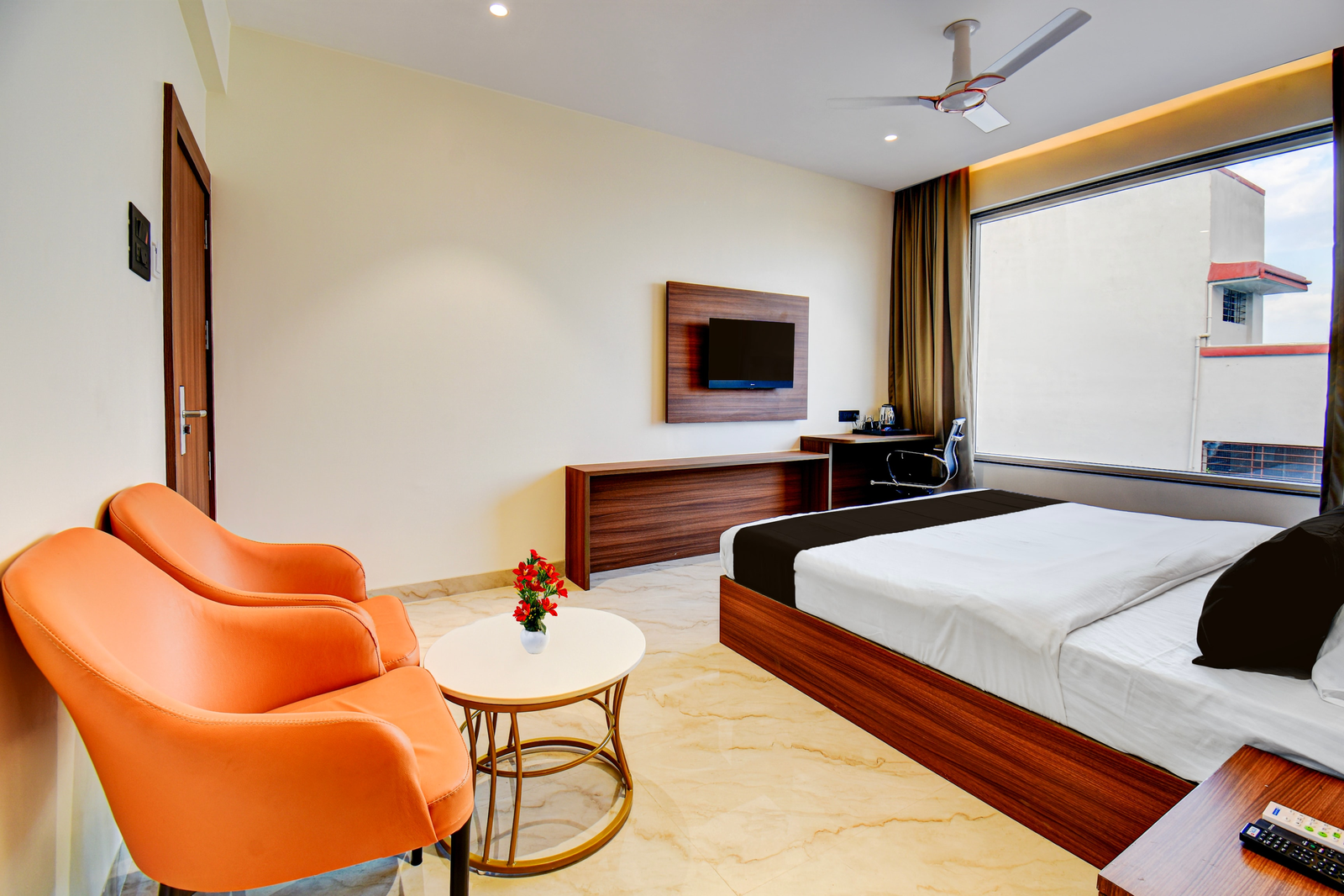 palette hotel chakana k9