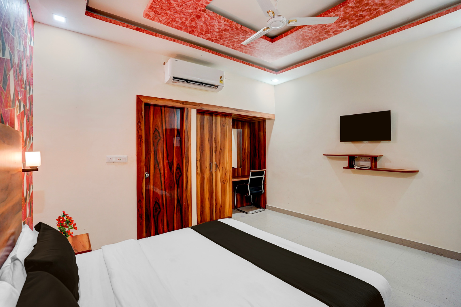 oyo hotel o khargapur ring road formerly shimla grand