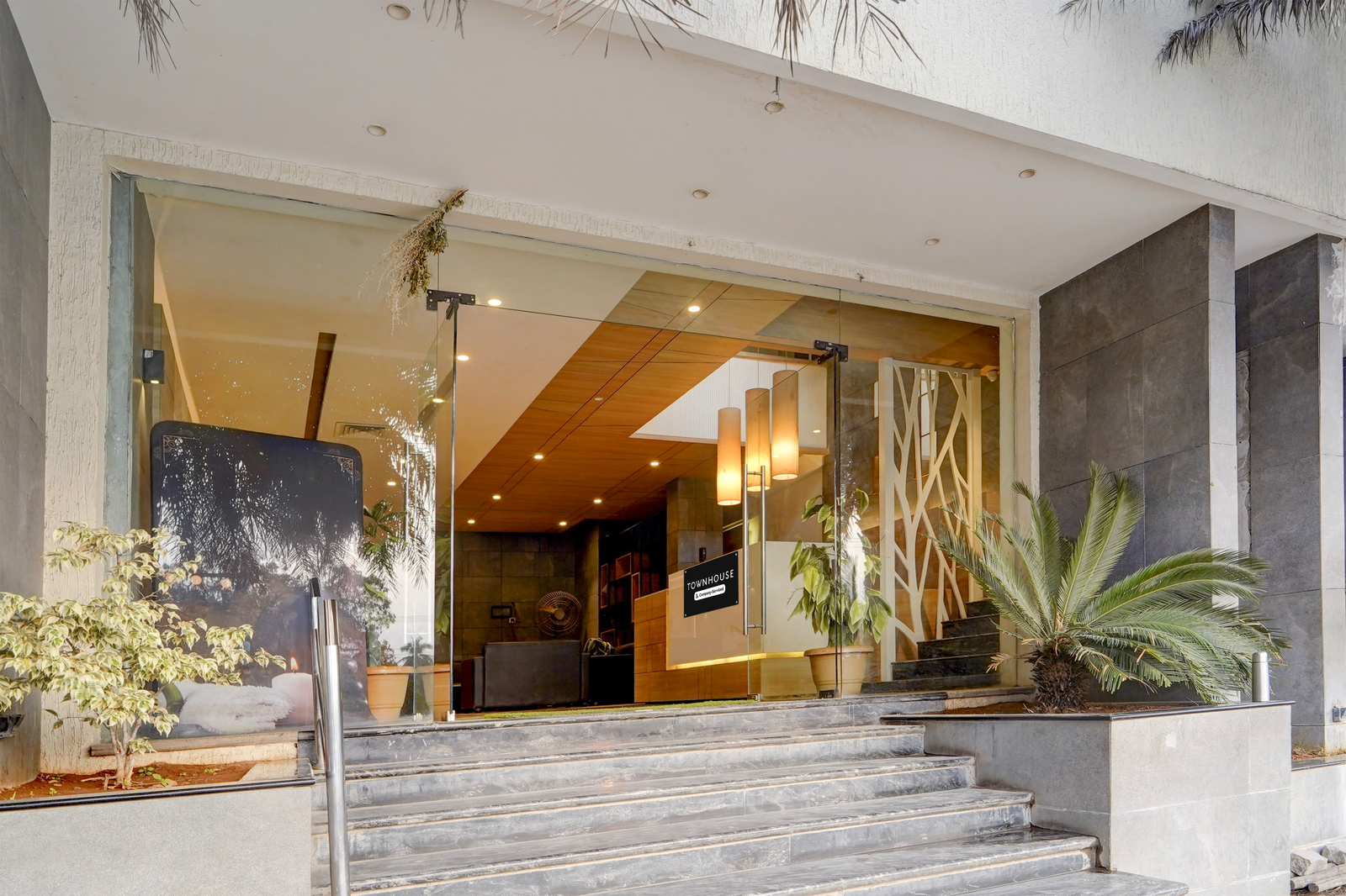 Townhouse Dindigul Rock Fort Formerly Ramora Grand,,3 star