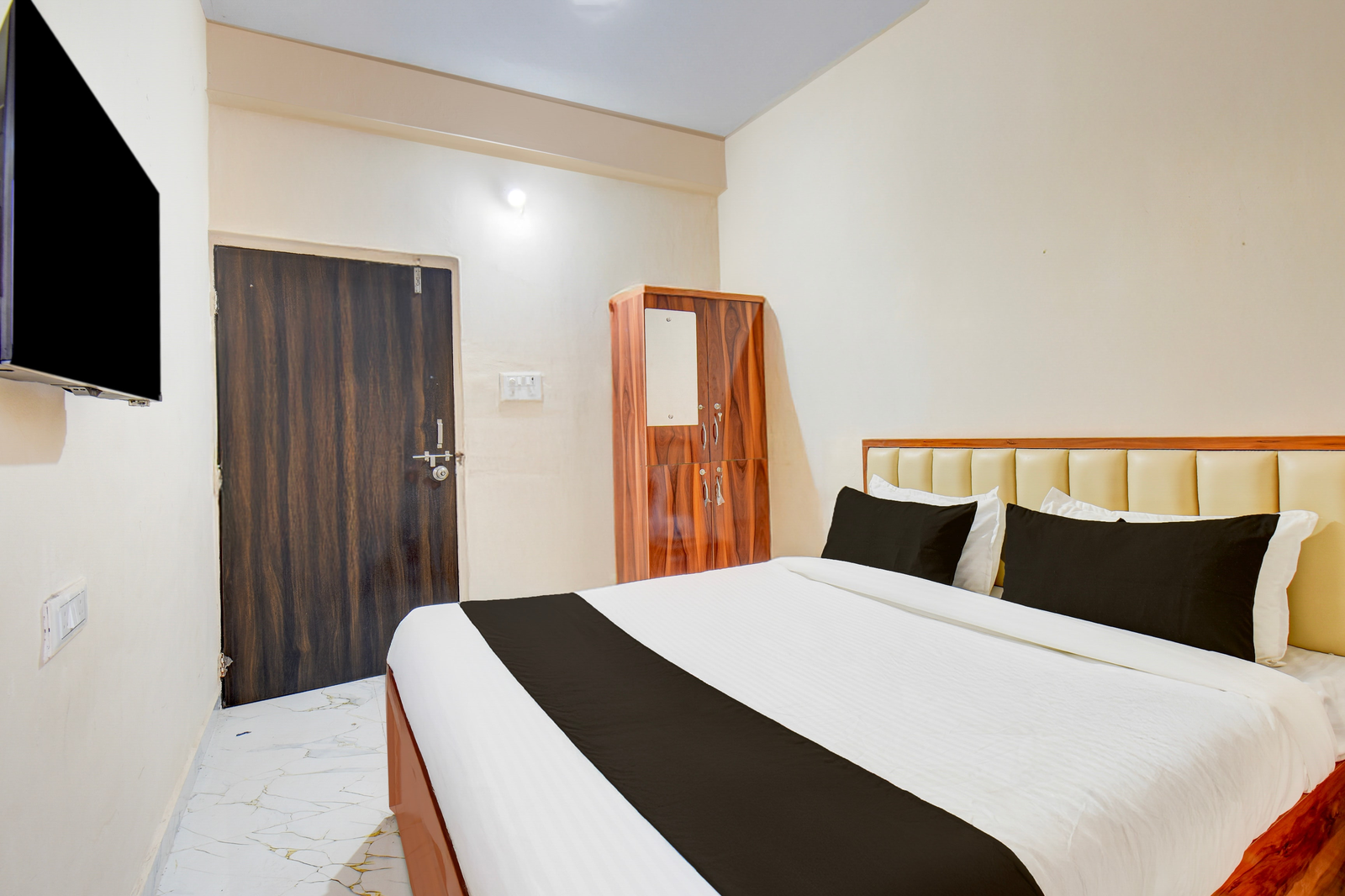 hotel o dehu pune formerly gathaa inn