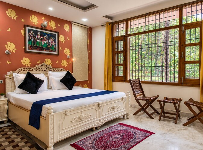 ellays dream resort