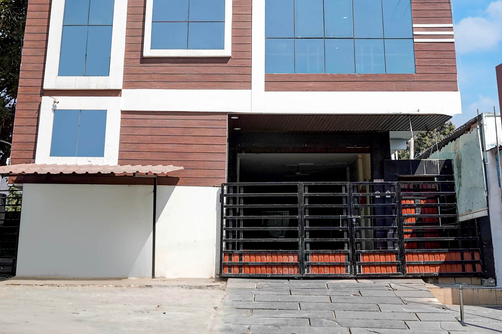 Super Hotel O Annavaram Formerly Akshaya Lodge,,3 star