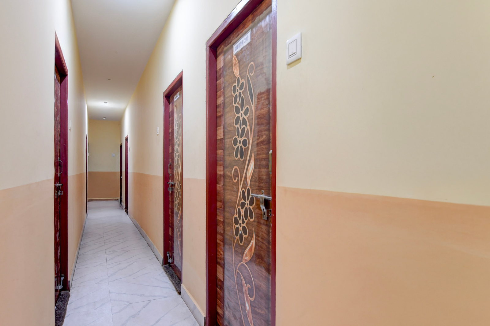 super hotel o agarpara railway station road formerly chowdhury guest house