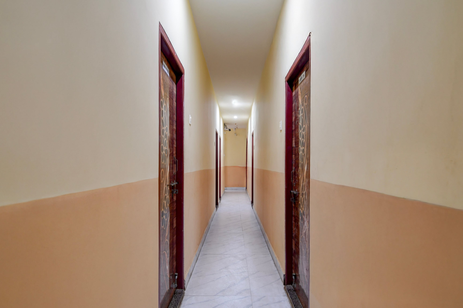 super hotel o agarpara railway station road formerly chowdhury guest house
