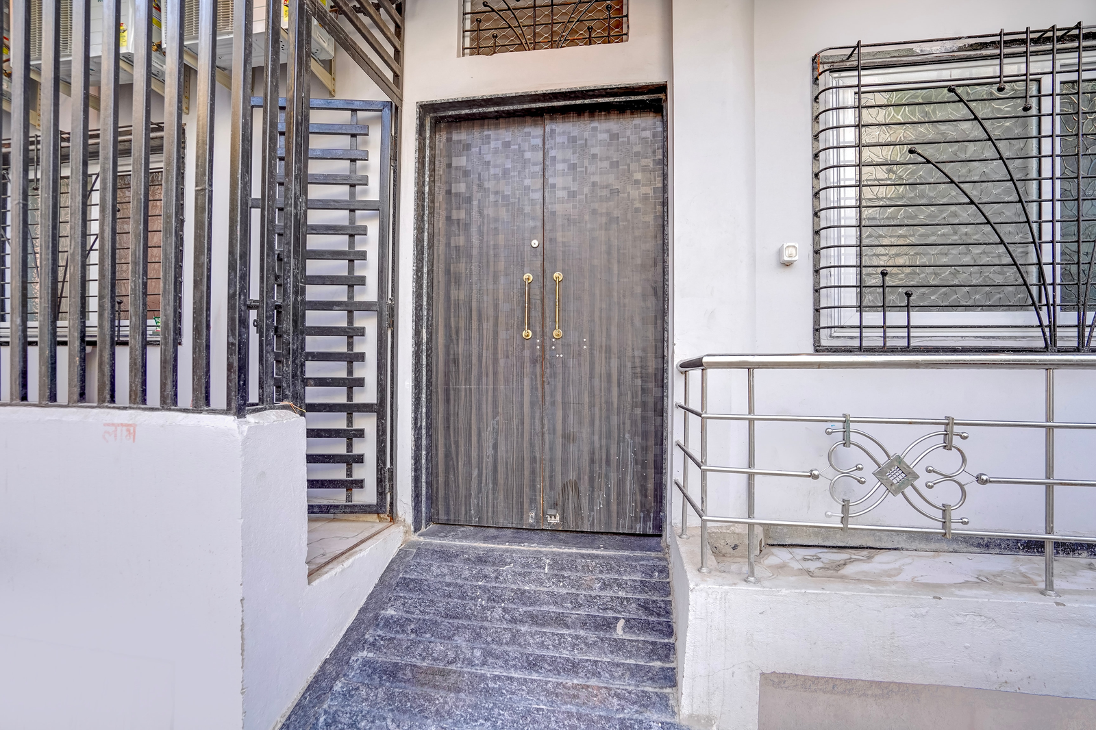 Super Townhouse Iskcon Temple Ujjain Formerly Hotel Ramashray Palace,,3 star