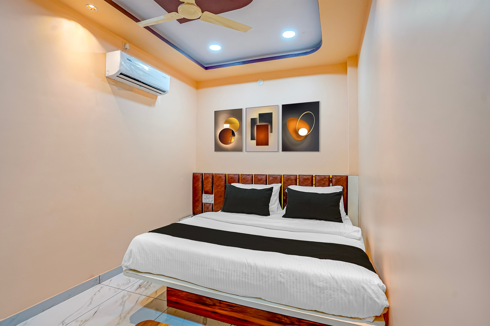 super townhouse iskcon temple ujjain formerly hotel ramashray palace