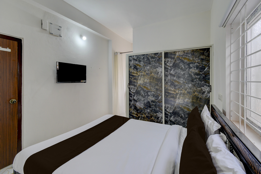 super hotel o gandimaisamma thalli temple formerly gn luxury suits